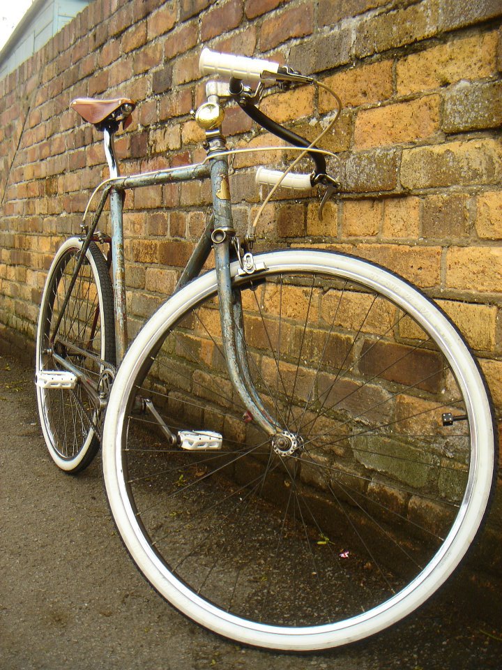 Callum - 1947 Raleigh Lenton Clubman 05.jpg